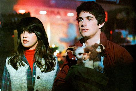 Why Phoebe Cates vanished from the spotlight at the height of。